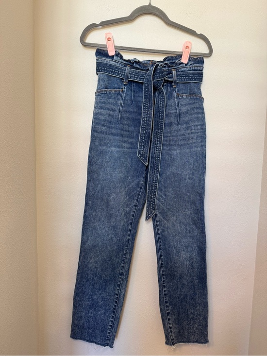 Abercrombie & Fitch Denim - Abercrombie Ultra High Rise Mom Jeans with Paperbag Waist and Belt